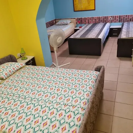 Jelena Guest house Peroj