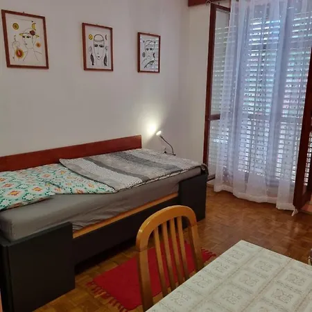 Guest house Jelena Peroj