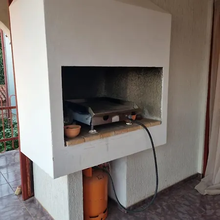 Guest house Jelena 3*